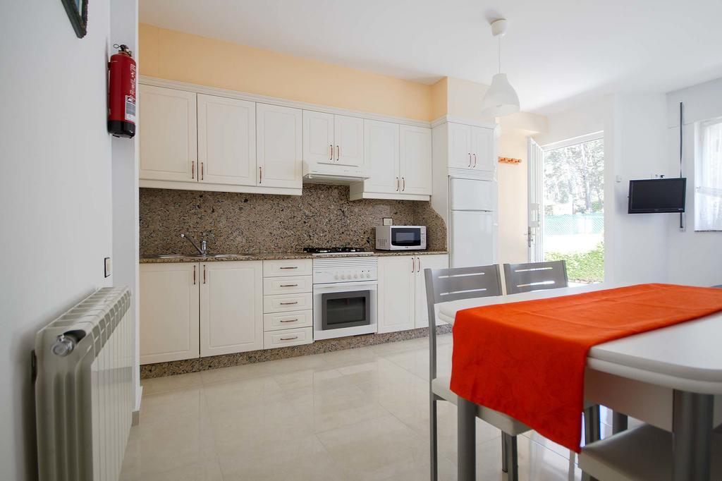 Apartamento Playa De Larino Gándara Esterno foto